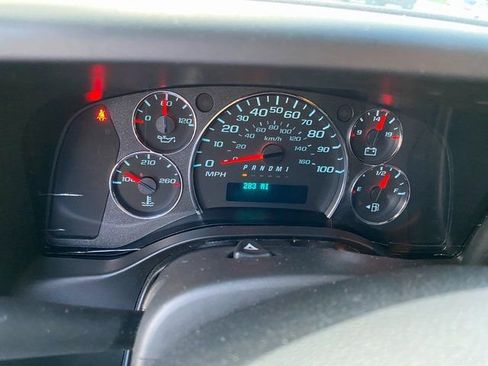 Used 2023 Chevrolet Express 2500 w/ Driver Convenience Package RWD image 28