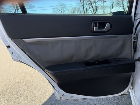 Used 2011 Mitsubishi Galant ES image 11