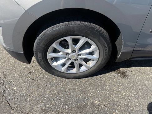 Used 2018 Chevrolet Equinox LT w/ Sun & Infotainment Package AWD/4WD image 13