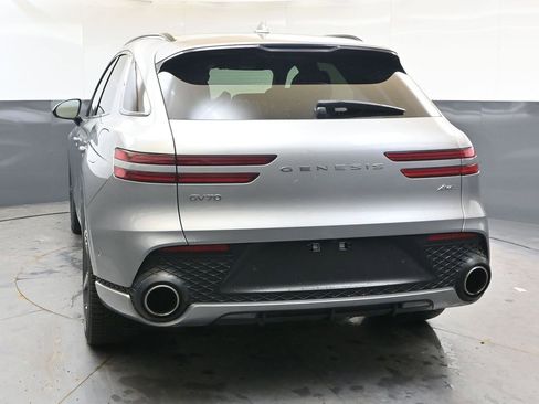 Used 2025 Genesis GV70 2.5T w/ Sport Prestige Package image 4