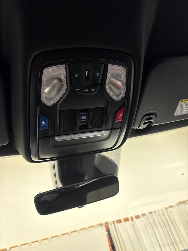 New 2026 RAM 1500 Express AWD/4WD image 15