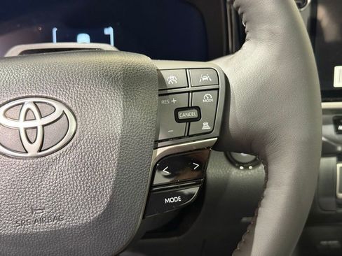 New 2026 Toyota Camry XLE AWD/4WD image 25