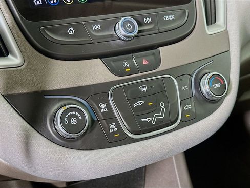 Used 2022 Chevrolet Malibu LS w/ Driver Confidence Package FWD image 24