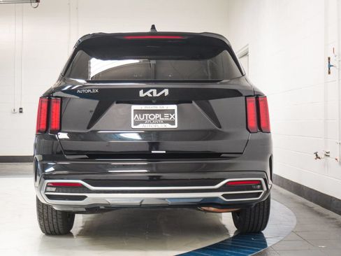 Used 2023 Kia Sorento S FWD image 33