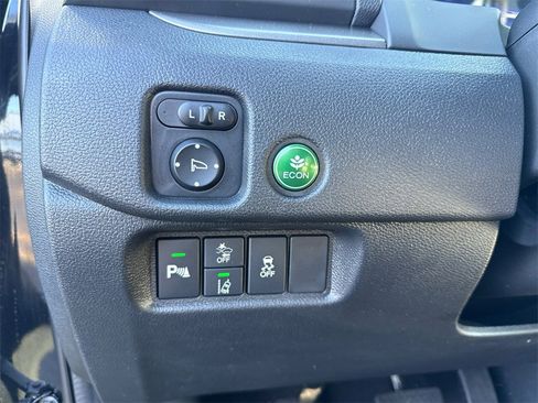 Certified 2025 Honda Passport EX-L image 23