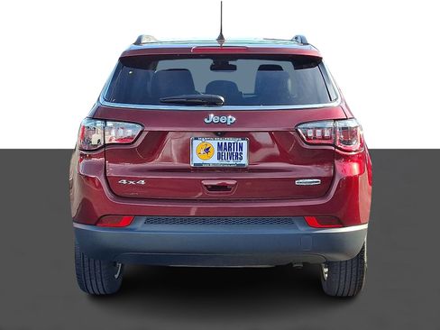 Used 2022 Jeep Compass Latitude image 5