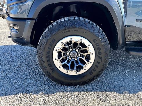 Used 2021 RAM 1500 TRX w/ TRX Lanuch Edition image 8