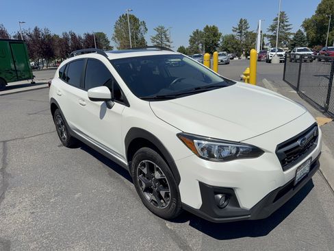 Used 2020 Subaru Crosstrek 2.0i Premium w/ Moonroof Package 2 AWD/4WD image 34
