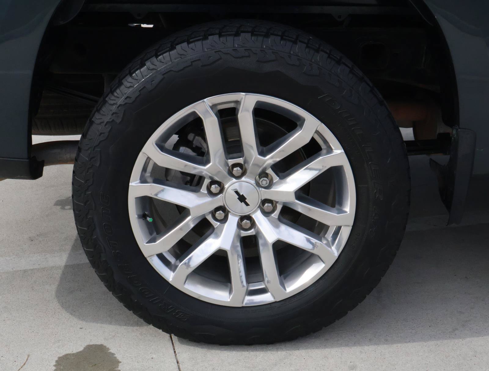 Used 2020 Chevrolet Silverado 1500 RST w/ Texas Edition RWD image 8