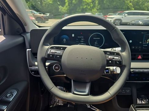 New 2025 Hyundai Ioniq 5 SE image 14