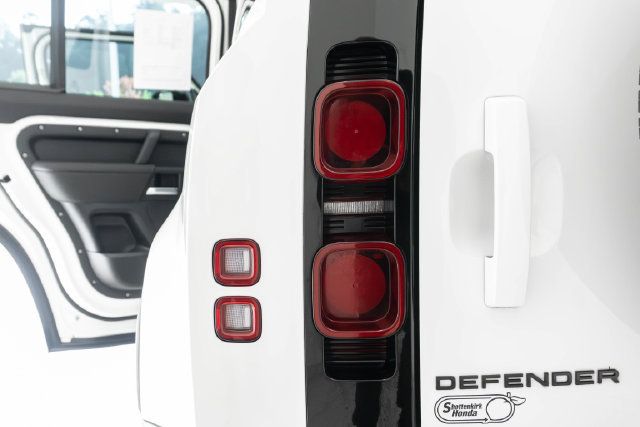 Used 2025 Land Rover Defender 110 S AWD/4WD image 14