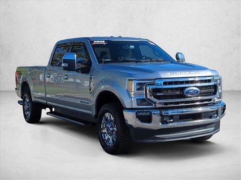 Used 2022 Ford F350 Lariat w/ Lariat Ultimate Package image 3