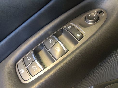 Used 2018 INFINITI Q50 Luxe RWD image 27