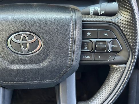 Used 2024 Toyota Tacoma SR image 18