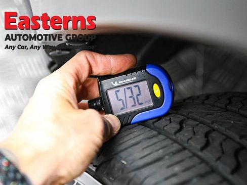 Used 2022 Toyota RAV4 XLE image 28