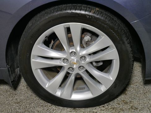 Used 2013 Chevrolet Cruze LTZ FWD image 15