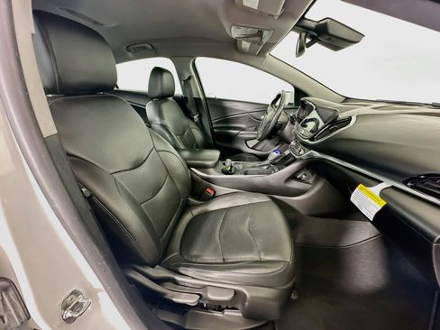Used 2019 Chevrolet Volt Premier w/ Driver Confidence II Package FWD image 31