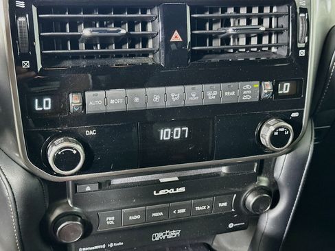 Used 2023 Lexus GX 460 Premium w/ Premium Plus Package AWD/4WD image 24