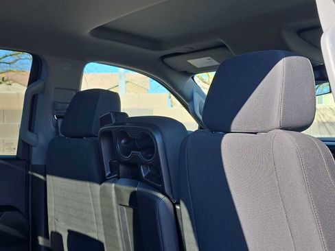 Used 2022 Chevrolet Silverado 1500 Custom image 15