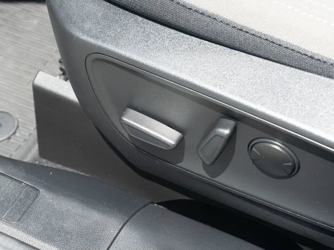 Used 2022 Ford Escape SE w/ SE Sport Appearance Package FWD image 13