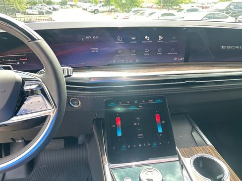 New 2026 Cadillac Escalade Luxury w/ LPO, Floor Liner Package AWD/4WD image 26