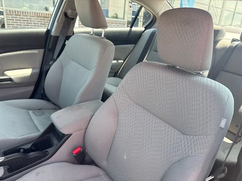Used 2014 Honda Civic LX image 11