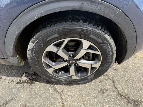 Used 2021 Kia Sportage LX w/ LX AWD Popular Package image 15