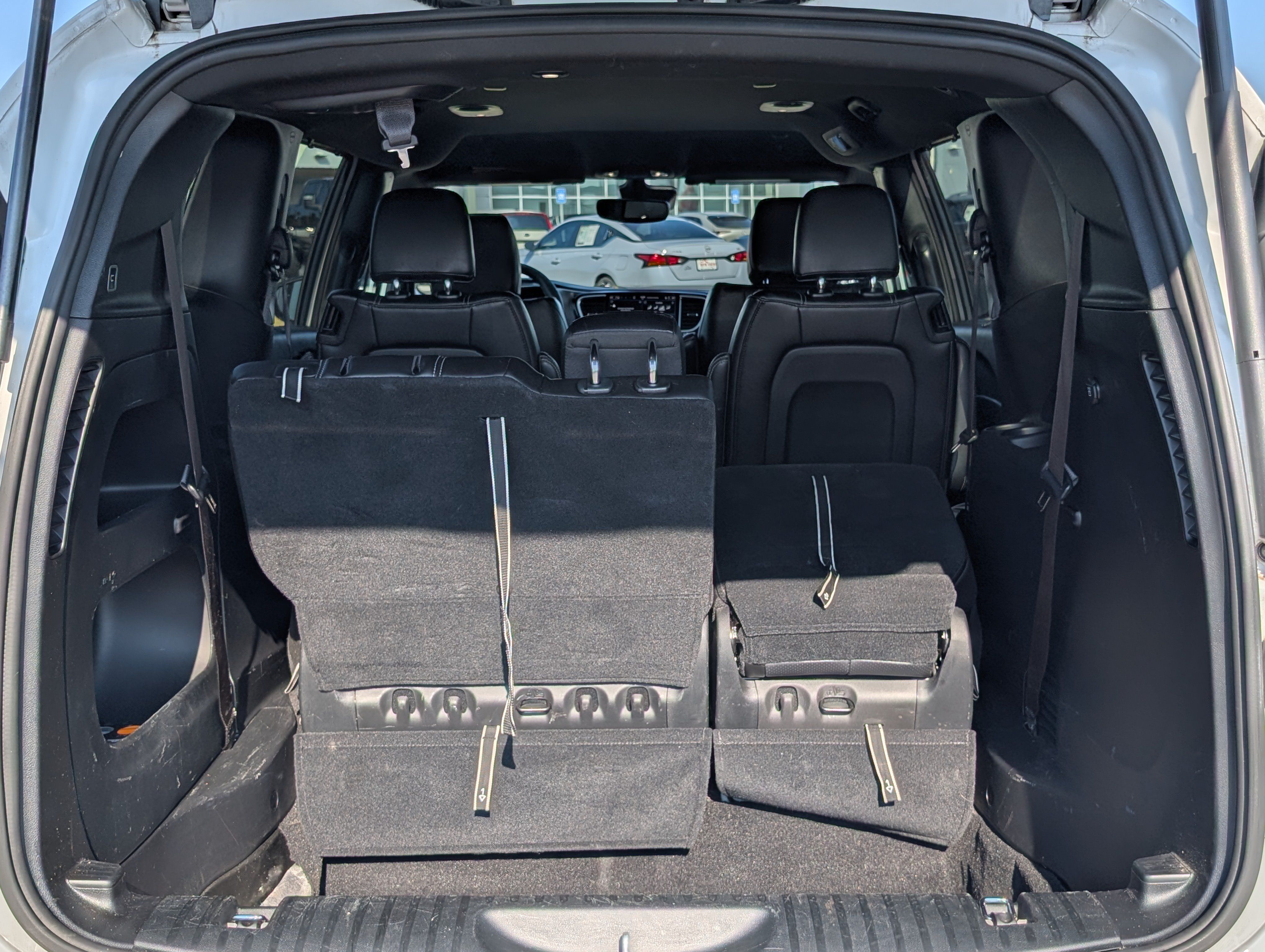 Used 2025 Chrysler Pacifica Select FWD image 25