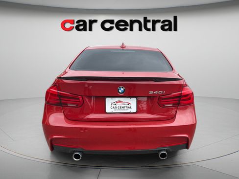 Used 2017 BMW 340i xDrive Sedan AWD/4WD image 5