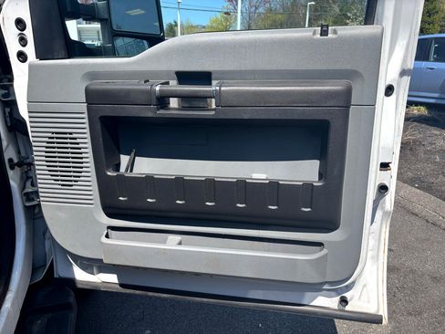 Used 2016 Ford F550 4x4 Crew Cab Super Duty image 61