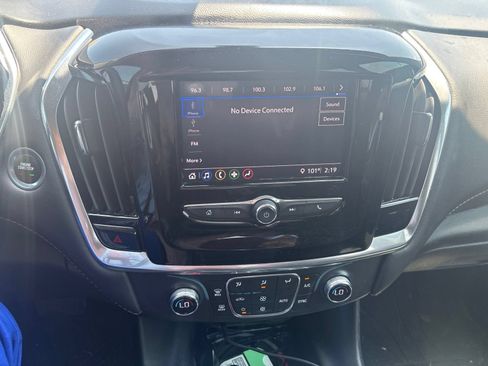 Used 2021 Chevrolet Traverse LS w/ LPO, Floor Liner Package FWD image 7