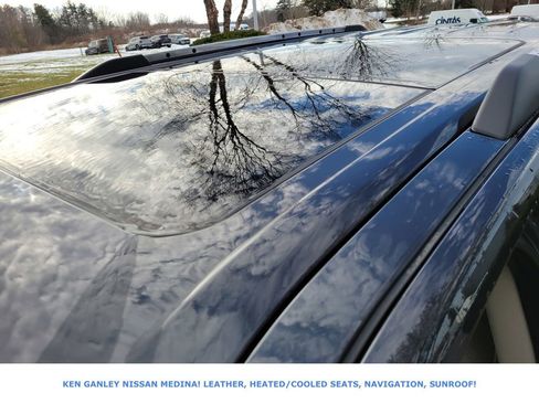 Used 2024 Ford Expedition Limited image 17