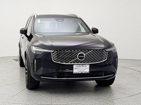 New 2026 Volvo XC90 B5 Plus w/ Protection Package image 2