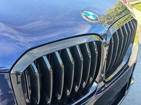 Used 2022 BMW X5 M50i w/ Premium Package AWD/4WD image 4