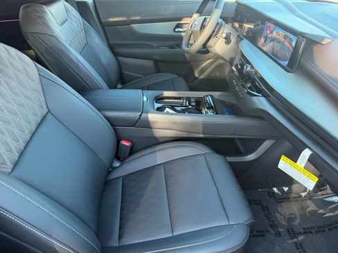 New 2026 Nissan Murano Platinum w/ Cargo Package AWD/4WD image 10