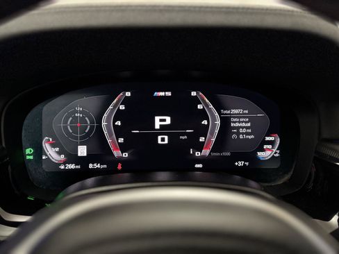 Used 2021 BMW M5 image 18