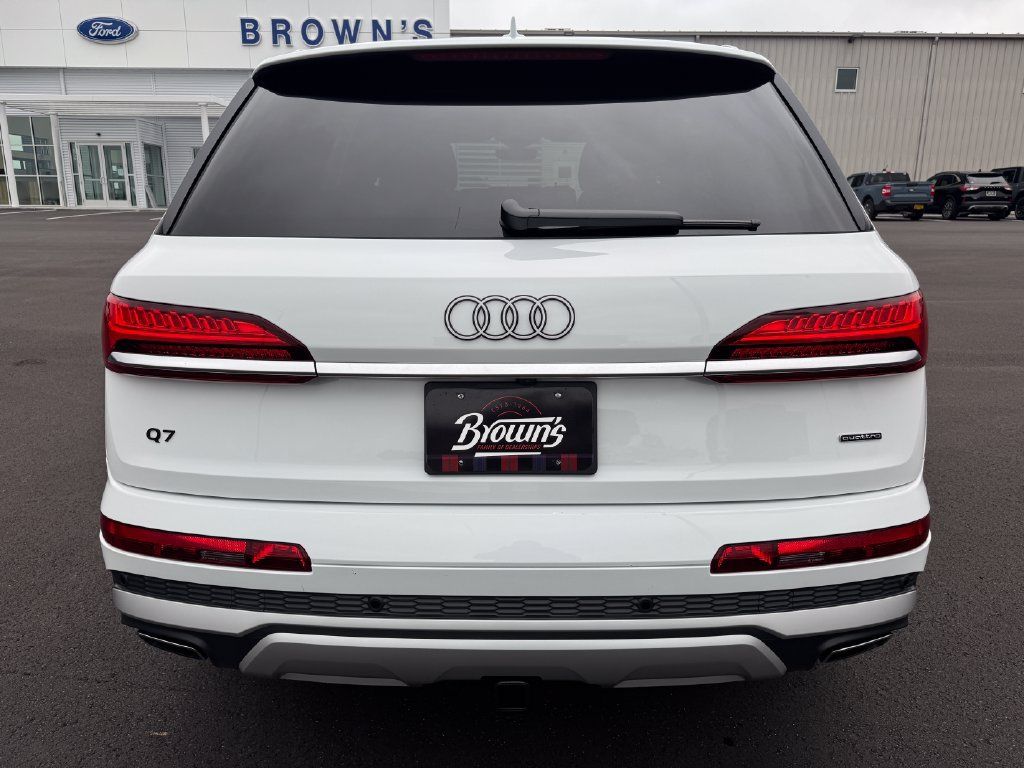 Used 2025 Audi Q7 3.0T Premium Plus AWD/4WD image 6