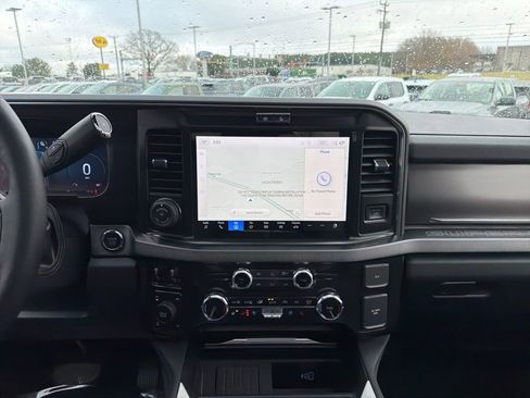 New 2026 Ford F250 Platinum image 29