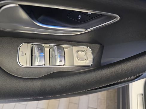 Certified 2025 Mercedes-Benz GLE 350 4MATIC image 30