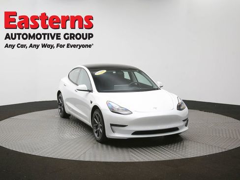 Used 2023 Tesla Model 3 Standard Range image 45