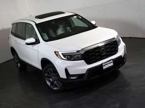 Used 2023 Honda Passport EX-L image 7