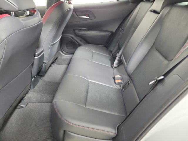 Used 2026 Toyota Prius Plug-In Hybrid FWD image 12