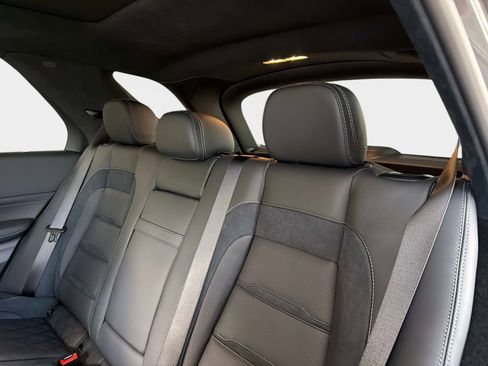 New 2026 Mercedes-Benz GLE 53 AMG 4MATIC image 14