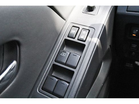 Used 2023 Nissan Frontier SV w/ Technology Package RWD image 20