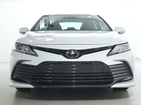 Certified 2024 Toyota Camry LE FWD image 5