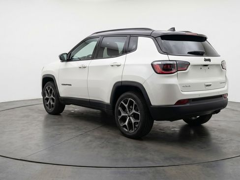 Used 2025 Jeep Compass Limited AWD/4WD image 6