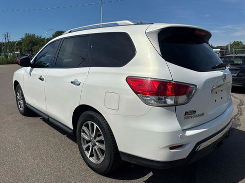 Used 2014 Nissan Pathfinder SV w/ Trailer Tow Package AWD/4WD image 7