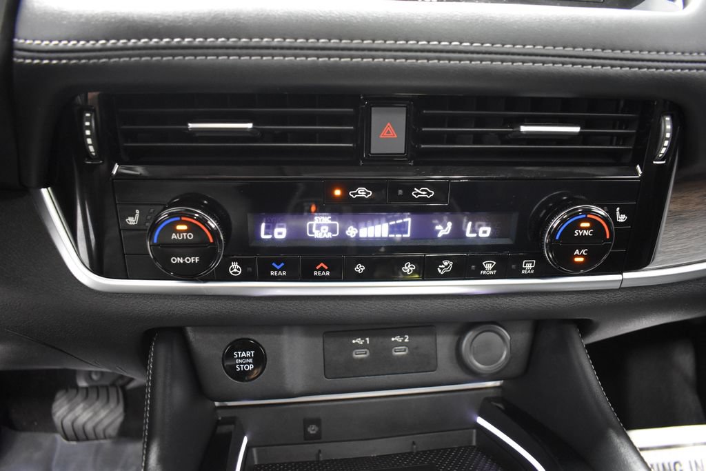 Certified 2026 Nissan Rogue Platinum w/ Tech Package AWD/4WD image 22