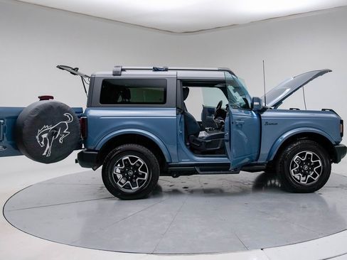 Used 2023 Ford Bronco Outer Banks image 14