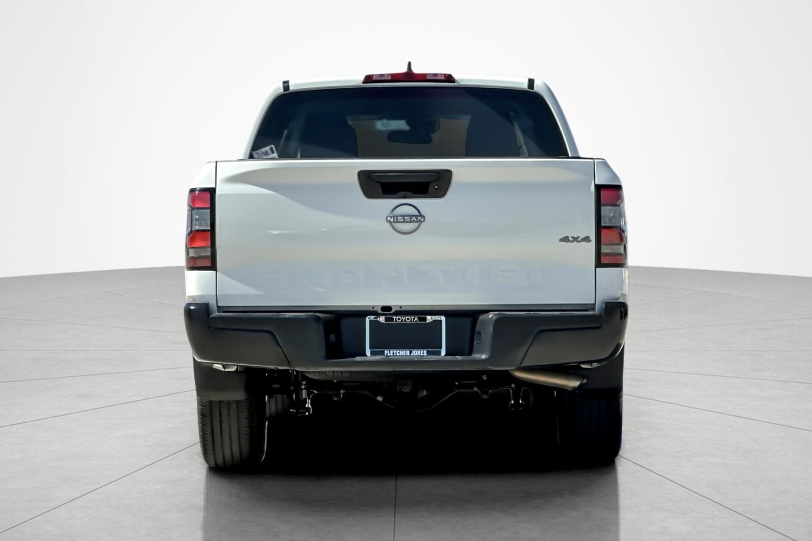Used 2024 Nissan Frontier S AWD/4WD image 4
